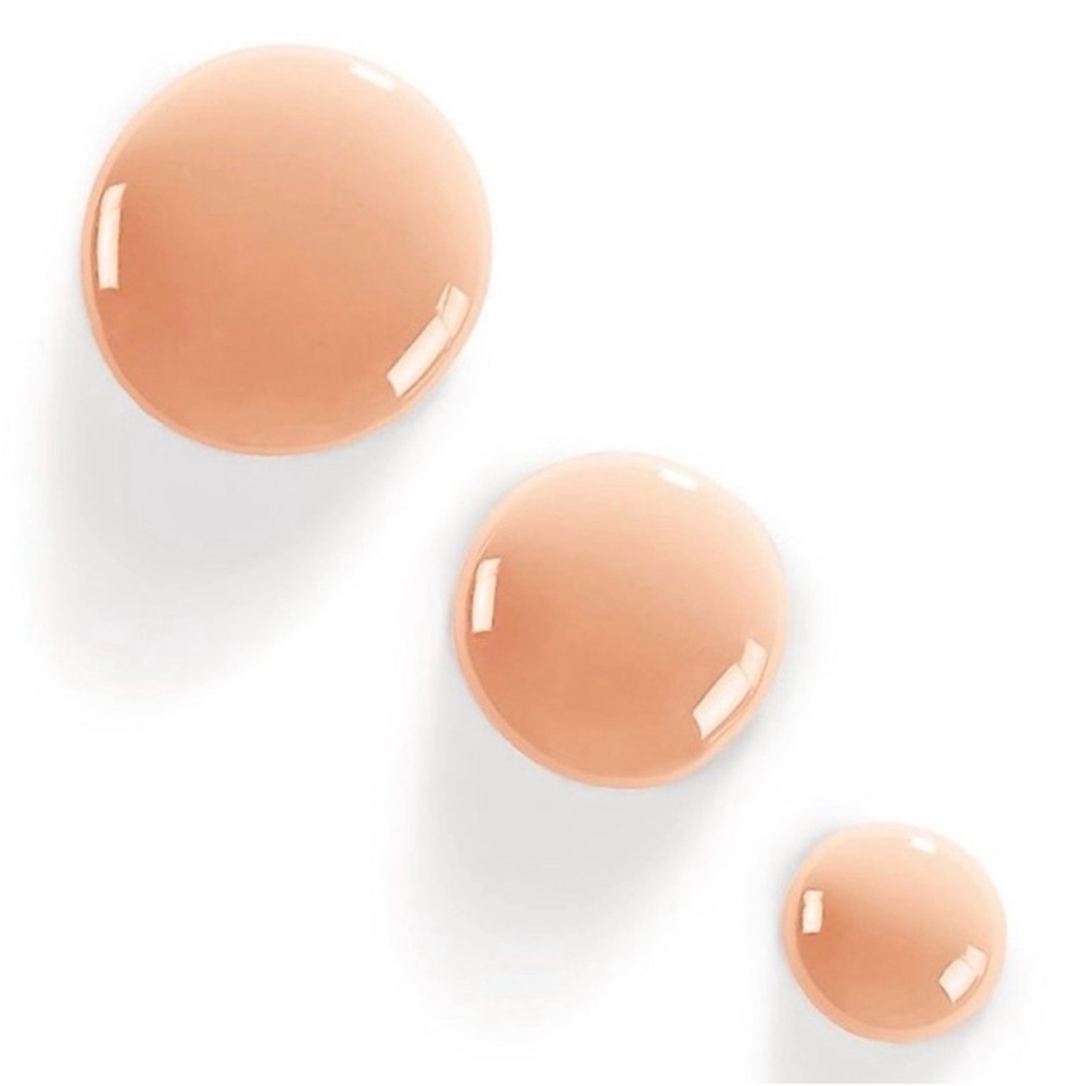 Dior Cashmere 402 Nail Lacquer in Beige/Nude - Picture 3 of 5